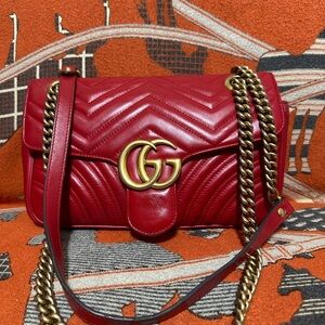 Gucci GG Marmont Medium